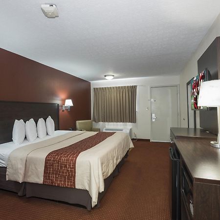 Red Roof Inn Columbus Northeast Westerville Buitenkant foto