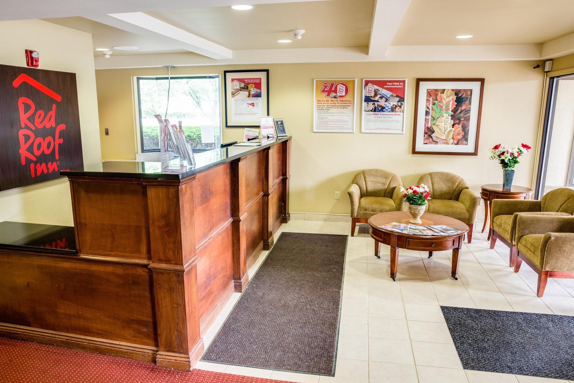 Red Roof Inn Columbus Northeast Westerville Buitenkant foto